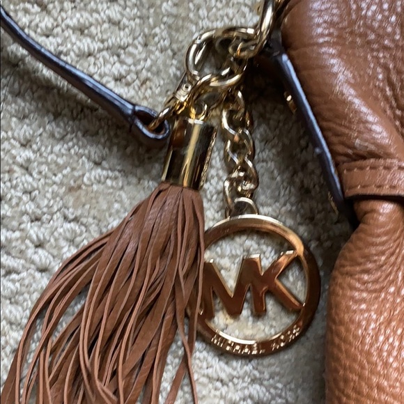 Large Michael Kors Crossbody Handbag - Picture 3 of 9